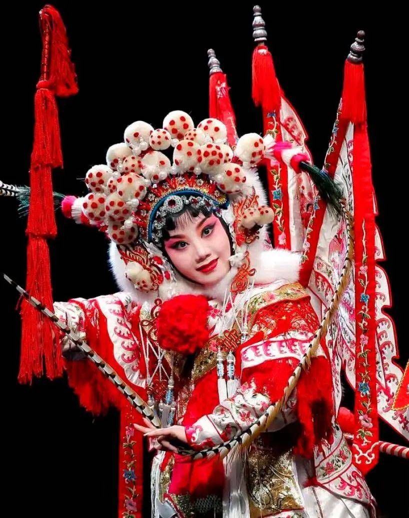 国家艺术基金资助婺剧《木兰》