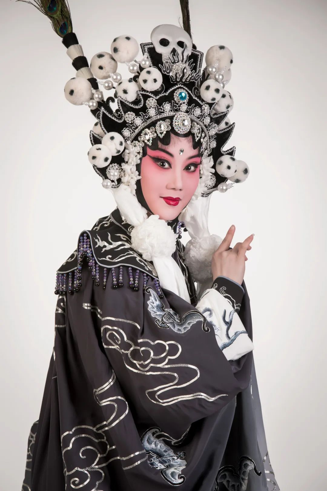 婺剧《三打白骨精》白骨精扮相特写